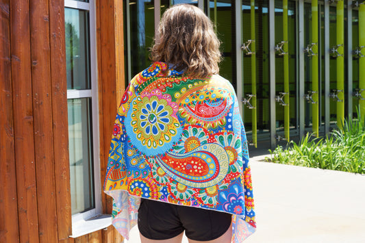 Large Cooling Shawl - Bright Paisley (70"x30")