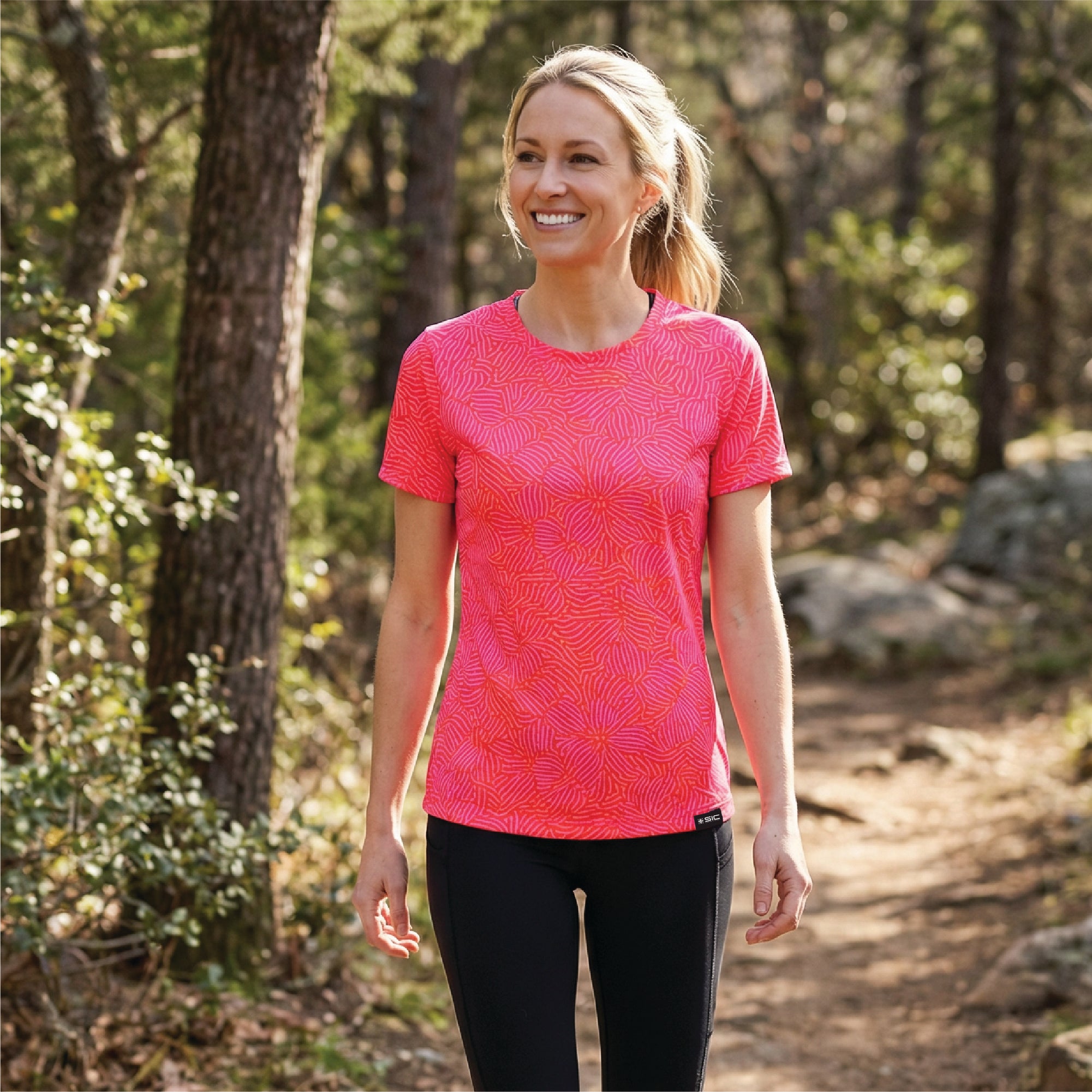 SIC Women's Short Sleeve Cooling Tee – SHAKEitCOOL